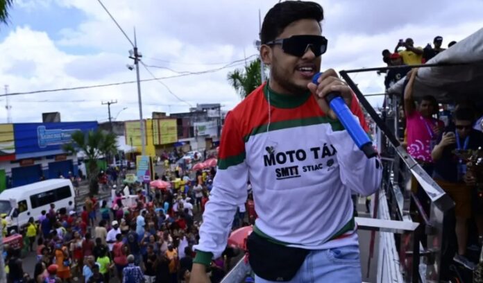 thiago-aquino-defende-realizacao-do-arrastao-da-micareta-de-feira:-“e-algo-do-povo,-que-a-galera-abracou”