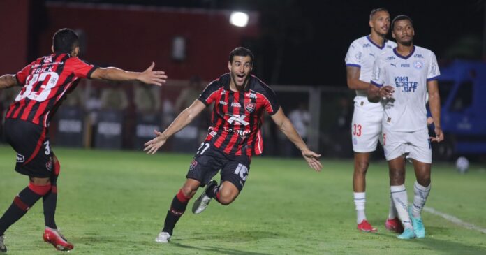 deu-leao!-vitoria-vence-o-bahia-no-barradao-e-respira-na-luta-contra-o-rebaixamento