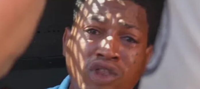 suspeito-de-espancar-filho-de-dois-anos-ate-a-morte-se-entrega-a-policia