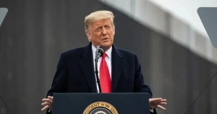 trump-concede-perdao-ao-ex-deputado-george-santos,-preso-por-fraude-e-falsidade-ideologica