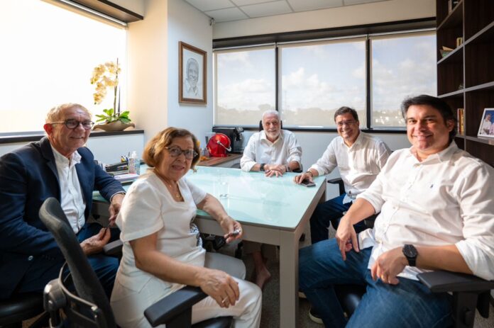 niltinho-participa-de-encontro-com-wagner,-lidice-e-caciques-do-psb-para-selar-destino-politico