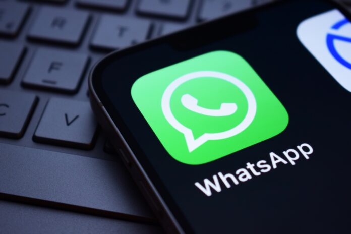 whatsapp-business-vai-proibir-chatbots-de-ia;-entenda