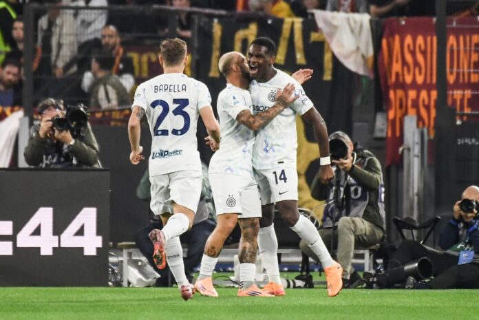 italiano:-fora-de-casa,-inter-de-milao-vence-roma-e-assume-a-lideranca