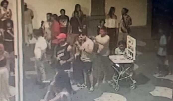 video:-homem-tem-corrente-furtada-em-bar-no-rio-vermelho