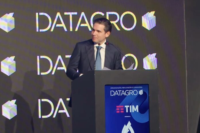 motta-defende-aumento-do-etanol-na-gasolina-de-30%-para-35%
