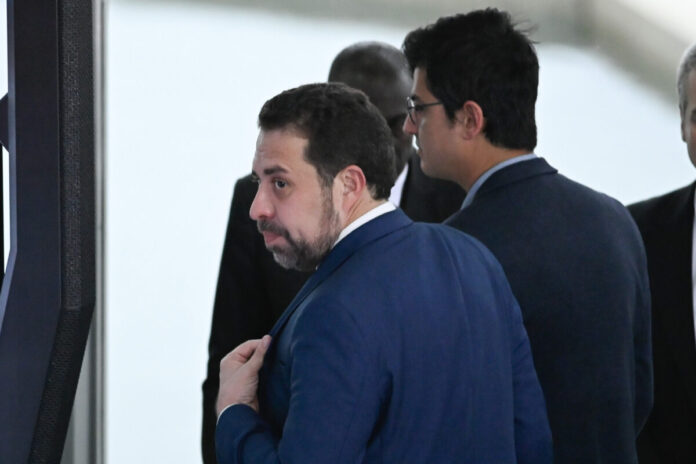 presidentes-do-pt-e-psol-conversam-sobre-2026-apos-nomeacao-de-boulos