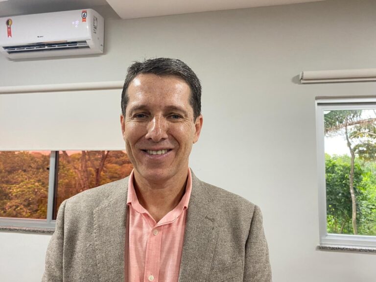 prefeito-ze-coca-confirma-avancos-em-projeto-de-novo-aeroporto-regional-no-sudoeste-da-bahia