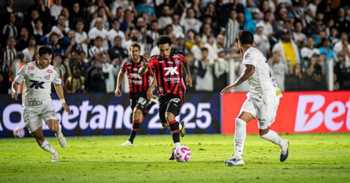 matheuzinho-decide-e-vitoria-vence-o-santos-fora-de-casa-pela-primeira-vez-na-historia