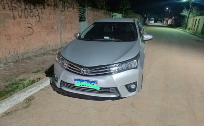 tres-pessoas-sao-levadas-por-criminosos-durante-assalto-em-eunapolis
