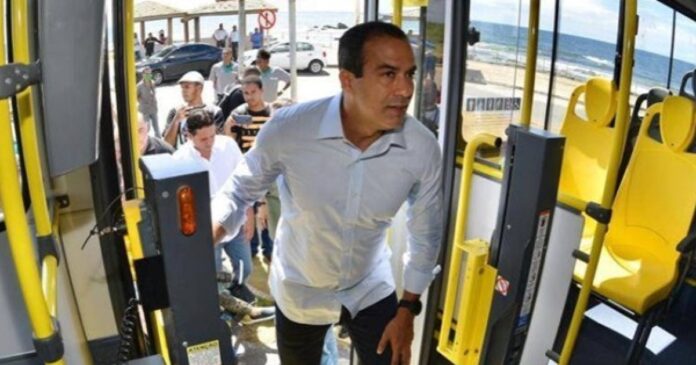 bruno-reis-sanciona-lei-de-subsidio-ao-transporte-publico-de-salvador-com-vetos