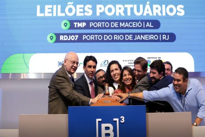 petrobras-e-consorcio-britto-macelog-vencem-leiloes-portuarios-na-b3