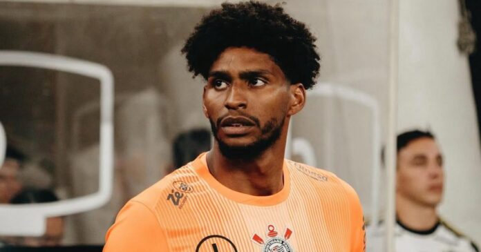 hugo-souza-pode-desfalcar-corinthians-em-duelo-contra-o-vitoria-por-luxacao-no-ombro