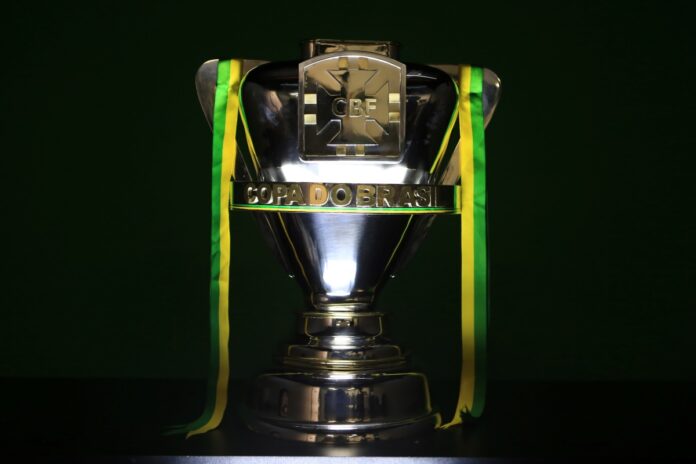 cbf-define-mandos-de-campo-das-semifinais-da-copa-do-brasil-2025