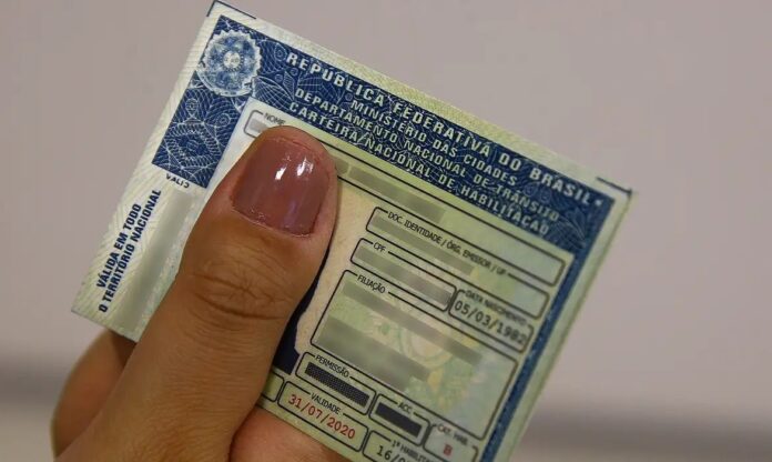 projeto-de-lei-que-tramita-na-assembleia-isenta-idosos-da-taxa-de-renovacao-da-cnh