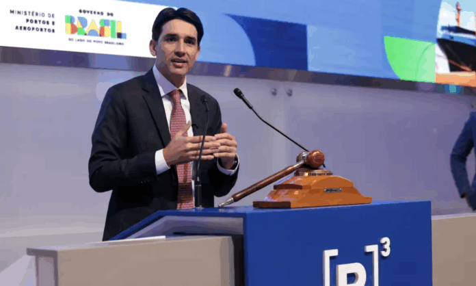 porto-de-sao-sebastiao-sera-leiloado-ate-abril-de-2026,-diz-silvio-costa-filho
