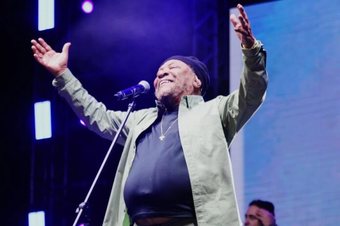 martinho-da-vila:-como-o-bamba-salvou-o-partido-alto-da-extincao