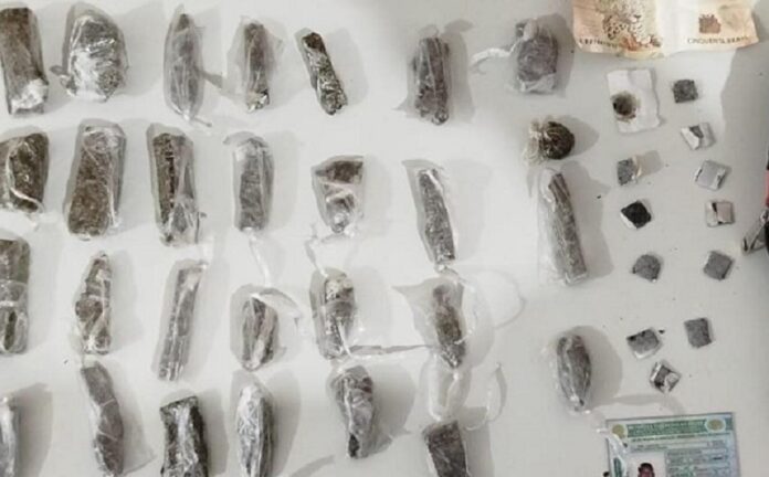 policia-prende-‘charlin’-em-flagrante-por-trafico-de-drogas-em-posto-da-mata