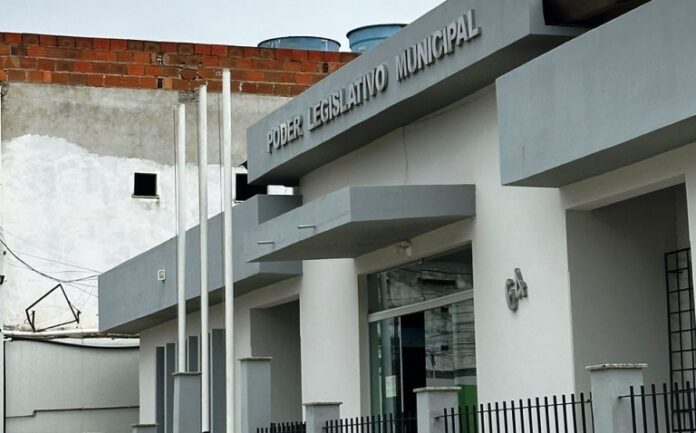 camara-de-jaguaquara-vai-julgar-caso-de-vereador-acusado-de-assedio-contra-servidora