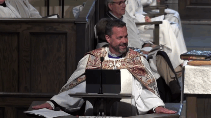 lider-da-igreja-anglicana-na-america-do-norte-e-acusado-de-ma-conduta-sexual-e-abuso-de-poder