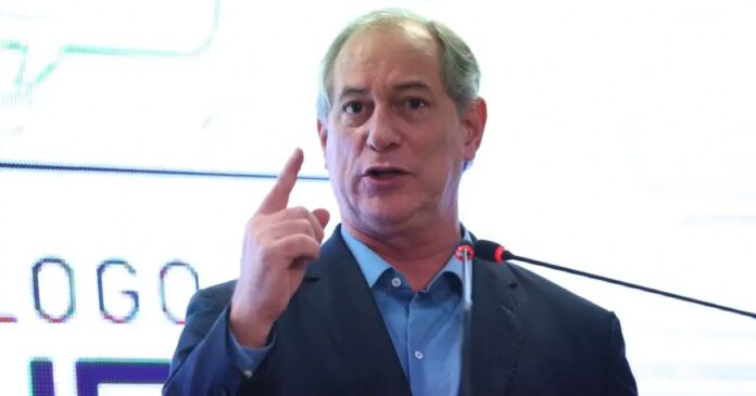 deputados-do-pdt-ironizam-saida-de-ciro-gomes-em-grupo-de-whatsapp,-e-felix-mendonca-diz-que-ex-ministro-“saiu-pela-janela-basculante”