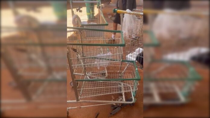 pm-recupera-30-carrinhos-de-compras-usados-em-furtos-de-cabos pm-recupera-30-carrinhos-de-compras-usados-em-furtos-de-cabos