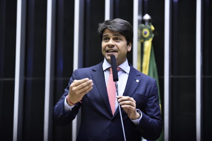 reforma-administrativa-atinge-assinaturas-na-camara;-veja-lista