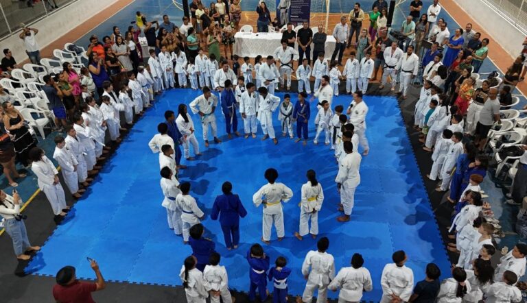 barreiras-inaugura-primeiro-polo-de-judo-do-instituto-tiago-camilo-na-bahia;-projeto-vai-beneficiar-200-criancas-e-adolescentes-no-municipio