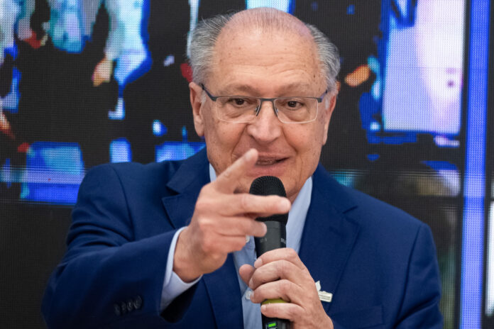 alckmin-surge-como-maior-ameaca-a-reeleicao-de-tarcisio-em-sao-paulo alckmin-surge-como-maior-ameaca-a-reeleicao-de-tarcisio-em-sao-paulo
