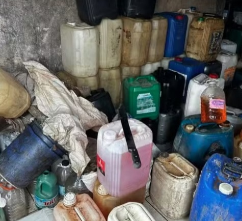 mais-de-mil-litros-de-combustivel-adulterado-sao-apreendidos-em-galpao-no-sul-da-bahia mais-de-mil-litros-de-combustivel-adulterado-sao-apreendidos-em-galpao-no-sul-da-bahia