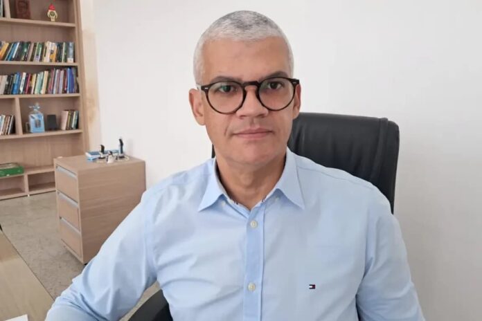 vice-prefeito-de-feira-de-santana-tem-celular-roubado-durante-engarrafamento-na-br-324 vice-prefeito-de-feira-de-santana-tem-celular-roubado-durante-engarrafamento-na-br-324