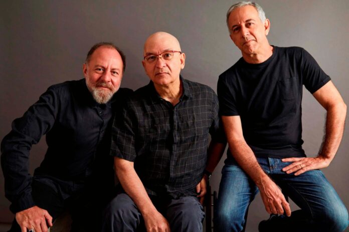os-paralamas-e-dado-villa-lobos:-reencontro-historico-em-brasilia os-paralamas-e-dado-villa-lobos:-reencontro-historico-em-brasilia