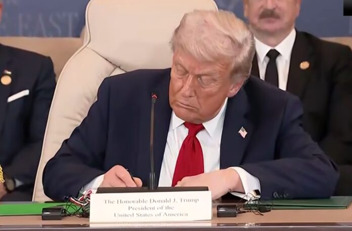 a-guerra-de-trump a-guerra-de-trump