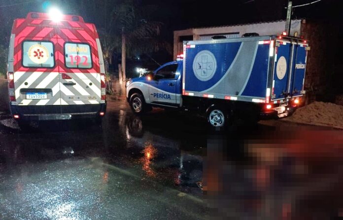 motorista-foge:-homem-morre-atropelado-e-esmagado-na-br-101-em-itamaraju;-vitima-segue-sem-identificacao motorista-foge:-homem-morre-atropelado-e-esmagado-na-br-101-em-itamaraju;-vitima-segue-sem-identificacao