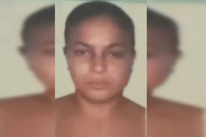 mulher-morre-apos-tomar-refrigerante;-policia-suspeita-de-veneno