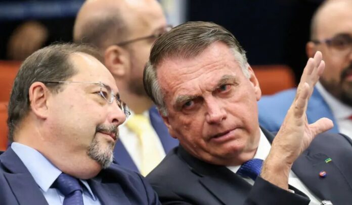 bolsonaro-tem-ate-hoje-para-recorrer-contra-condenacao-de-27-anos bolsonaro-tem-ate-hoje-para-recorrer-contra-condenacao-de-27-anos