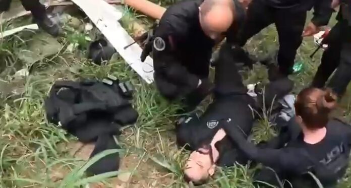 delegado-leva-tiro-em-guerra-com-o-cv-e-esta-entre-a-vida-e-a-morte delegado-leva-tiro-em-guerra-com-o-cv-e-esta-entre-a-vida-e-a-morte