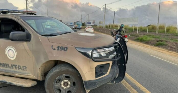 policia-militar-prende-dupla-suspeita-de-tentativa-de-homicidio-em-jaguaquara policia-militar-prende-dupla-suspeita-de-tentativa-de-homicidio-em-jaguaquara