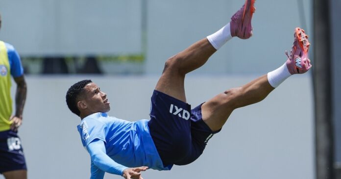 bahia-segue-preparacao-para-enfrentar-o-bragantino;-everton-ribeiro-treina-parcialmente
