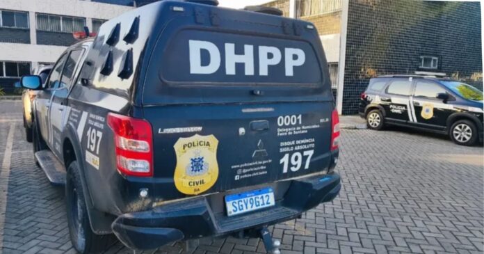 policial-prende-oito-suspeitos-por-crimes-como-homicidios,-lavagem-de-dinheiro-e-organizacao-criminosa-em-em-feira-de-santana policial-prende-oito-suspeitos-por-crimes-como-homicidios,-lavagem-de-dinheiro-e-organizacao-criminosa-em-em-feira-de-santana