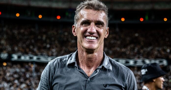 vagner-mancini-tera-reuniao-com-jurgen-klopp-para-definir-rumos-do-rb-bragantino,-diz-portal