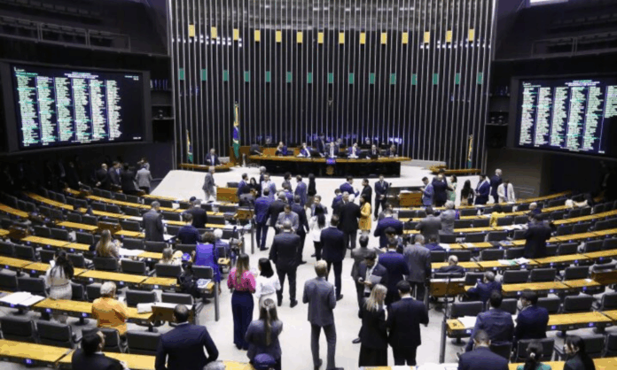 camara-dos-deputados-aprova-projeto-que-revisa-gastos-do-governo camara-dos-deputados-aprova-projeto-que-revisa-gastos-do-governo