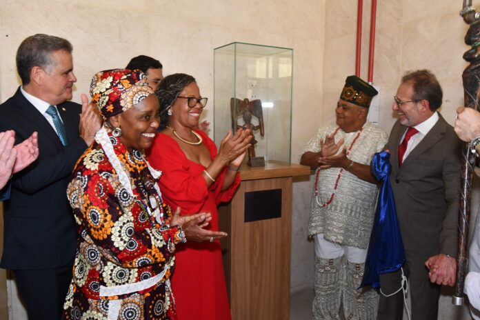 oab-bahia-participa-da-entronizacao-do-machado-de-xango-no-trt-ba oab-bahia-participa-da-entronizacao-do-machado-de-xango-no-trt-ba