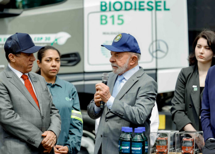lula-propoe-exportar-biocombustiveis:-‘transicao-energetica-nao-e-tao-dificil’ lula-propoe-exportar-biocombustiveis:-‘transicao-energetica-nao-e-tao-dificil’