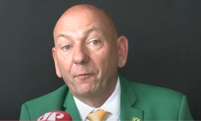 luciano-hang-e-condenado-a-pagar-r$-33-mil-a-lula-por-declaracoes-ofensivas luciano-hang-e-condenado-a-pagar-r$-33-mil-a-lula-por-declaracoes-ofensivas