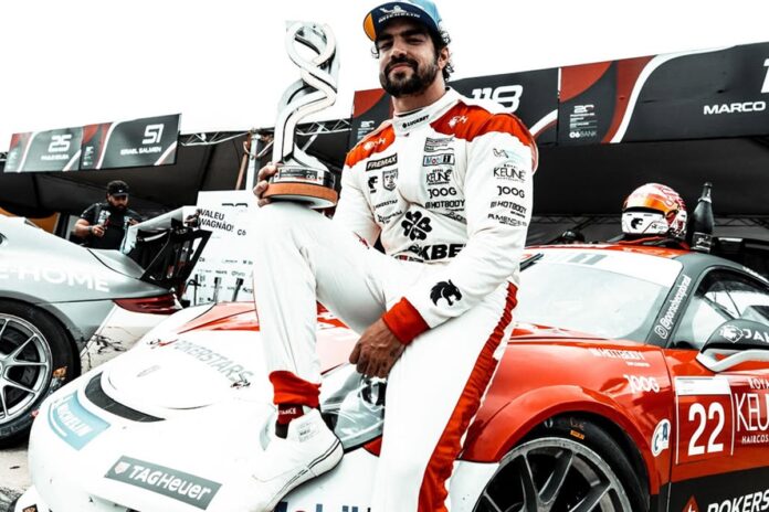 fotos:-veja-como-ficou-o-carro-de-corrida-de-caio-castro-apos-acidente fotos:-veja-como-ficou-o-carro-de-corrida-de-caio-castro-apos-acidente