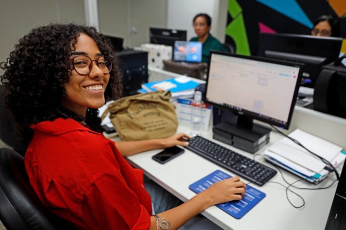 inscricoes-para-o-partiu-estagio-terminam-nesta-sexta-feira;-programa-oferece-4,7-mil-vagas-para-universitarios inscricoes-para-o-partiu-estagio-terminam-nesta-sexta-feira;-programa-oferece-4,7-mil-vagas-para-universitarios