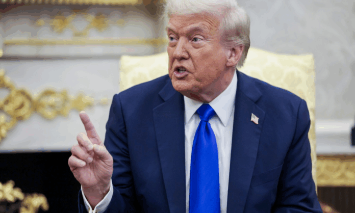 trump-nega-que-esteja-planejando-atacar-venezuela trump-nega-que-esteja-planejando-atacar-venezuela