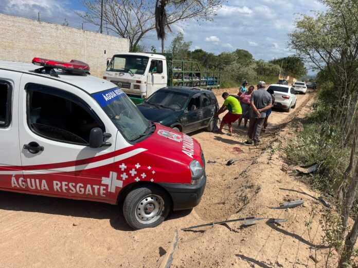 homem-e-arremessado-apos-capotamento-em-conceicao-do-coite