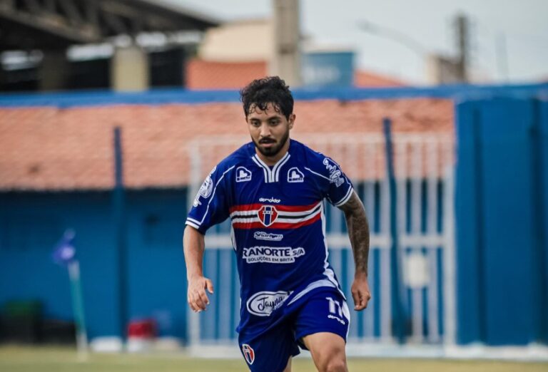juazeirense-anuncia-contratacao-do-ponta-romarinho,-ex-fortaleza