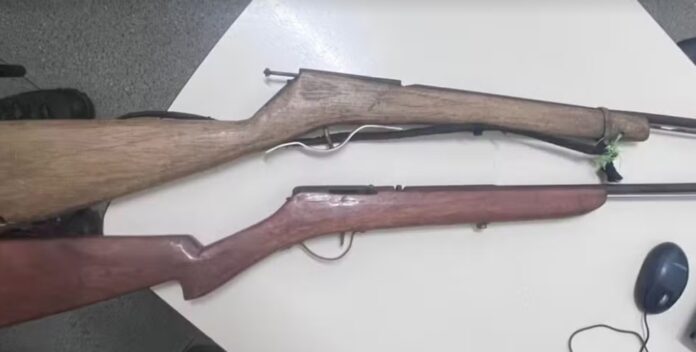 crianca-corre-atras-de-viatura-e-ajuda-pm-a-prender-pai-por-agressao-contra-mae-no-sul-da-bahia